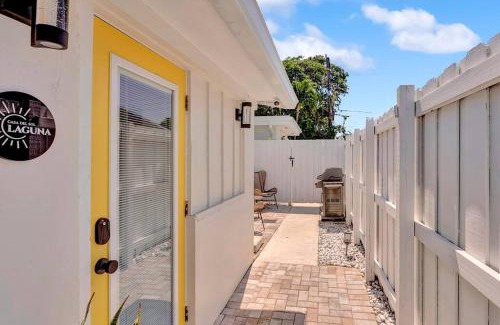 Poinsettia Heights Apartment | Laguna @ Casa Del Sol