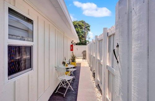 Poinsettia Heights Apartment | Laguna @ Casa Del Sol