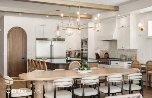 St. George House | Laguna Matata at Desert Color (by Ember Stays)