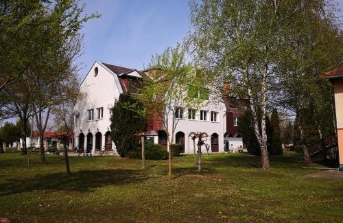 Agard Bed & Breakfast | Laguna Panzió