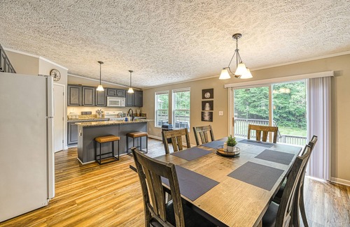 Bumpass House | Lake Anna Retreat: 4BR 2BA ~ Game Room ~ Sleeps 8 ~ Fire Pit & Boat Access