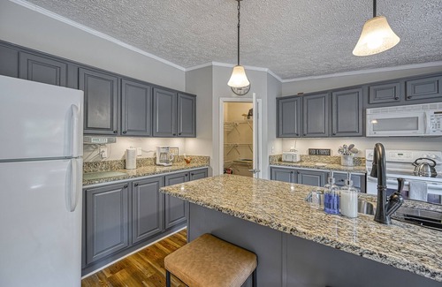 Bumpass House | Lake Anna Retreat: 4BR 2BA ~ Game Room ~ Sleeps 8 ~ Fire Pit & Boat Access