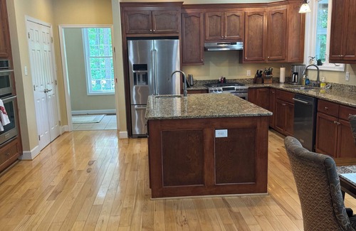 Mineral House | LAKE ANNA WATERFRONT HOME WITH BOAT DOCK & SANDY BEACH
