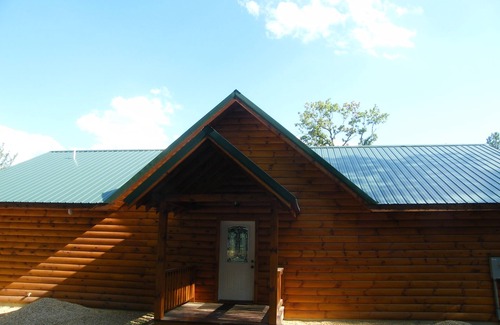Luray Cabin | Lake Arrowhead Log Cabin- a New Luxury Log Cabin with great views
