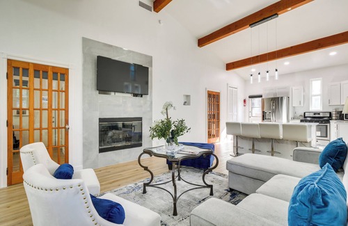 Arrowhead Villas House | Lake Arrowhead Hideaway w/Deck & Hot Tub
