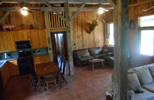 Buchanan Dam Cabin | Lake Buchanan Lodge is waterfront with an optional Pavilion for events.
