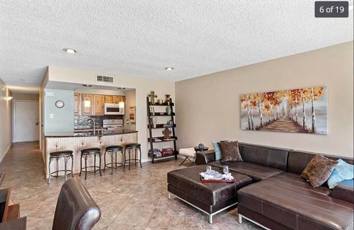 Walden on Lake Conroe Condo | Lake Conroe -Amazing Lake View! Discount for a long-term stay. Pets are allowed.