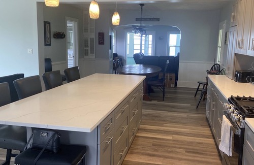 North East House | Lake Erie Lakefront Home, North East, PA