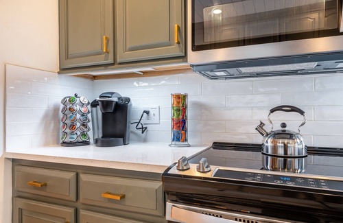 Mooresville House | Lake Escape's Sunny Daze