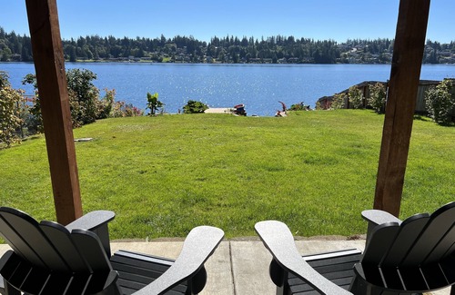 West Hills House | Lake front, beautiful water views, independent studio