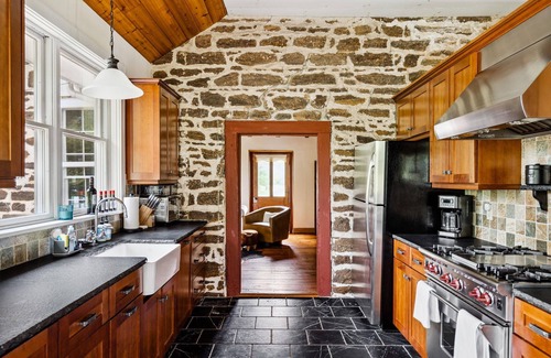 Quinton Other | Lake front historic farmhouse on 5 acres, fenced and pet friendly!