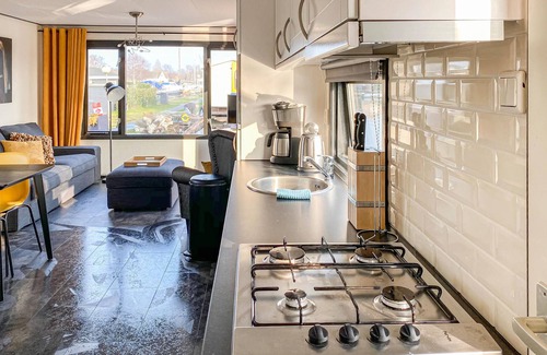 Municipality of Stichtse Vecht House | Lake front home in Breukelen
