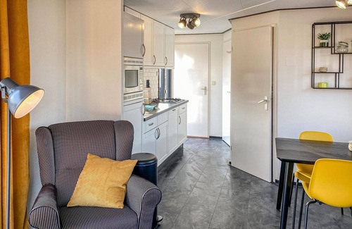 Municipality of Stichtse Vecht House | Lake front home in Breukelen