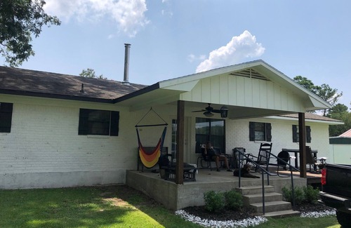Negreet House | Lake front home in secluded neighborhood mins away f/boat launch and amenities.