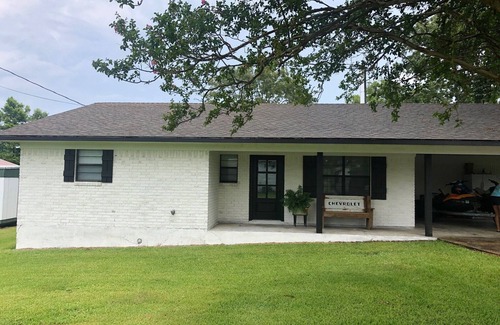 Negreet House | Lake front home in secluded neighborhood mins away f/boat launch and amenities.