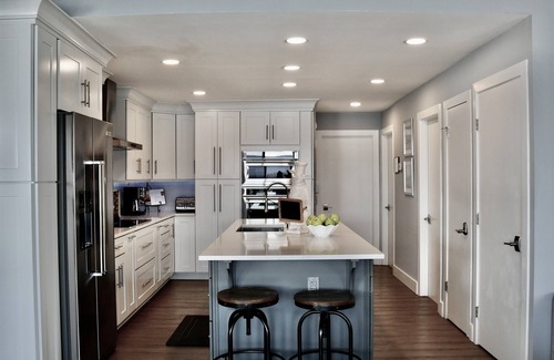 North Shore House | Lake front, kayaks, SUP, WiFi, Views, pools,resort,beaches,docks