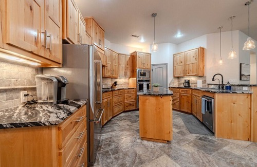 Buffalo Springs House | Lake Front Property in a Beautiful High-End Home