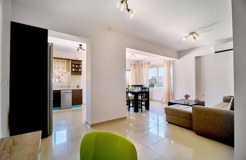 Kavallos Villa | Lake Front Villa for 16, with 2 New Private Pool