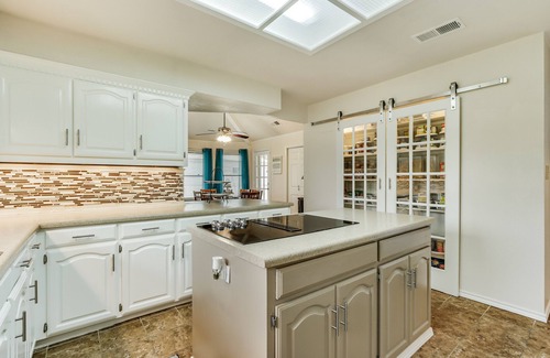 Rowlett House | Lake Front Villa with Pool, Spa, 4 Bedroom and 3 Bath