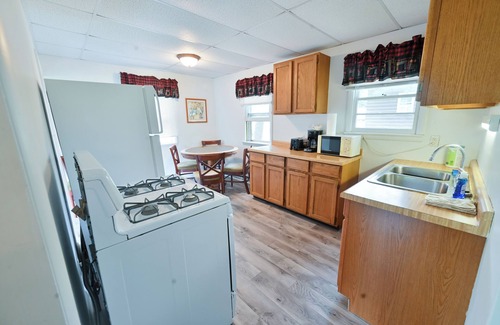 Williams Bay Cabin | Lake Geneva Cottage in Williams Bay