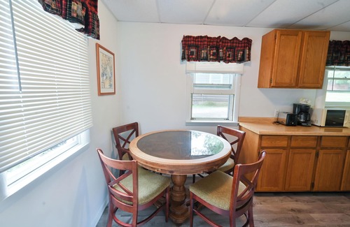 Williams Bay Cabin | Lake Geneva Cottage in Williams Bay