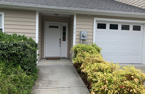 Henrico Condo | Lake Getaway at Lake Gaston