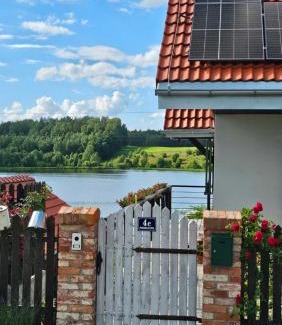 Debnica Kaszubska House | Lake House Podwilczyn with sauna, beach, amazing view, forests and bikes