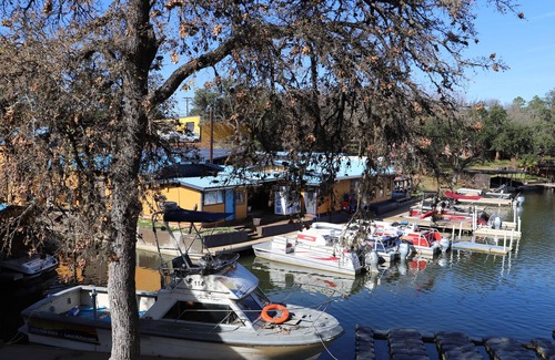 Sunrise Beach Village Hotel | Lake LBJ Resort & Marina
