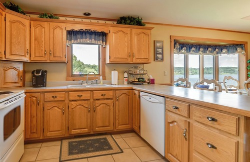 Newport Center Condo | Lake Memphremagog Access: Newport Condo w/Balcony