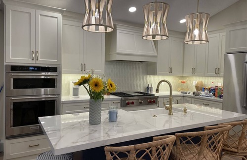 Mound House | Lake Minnetonka 5 Bedroom Stunner!