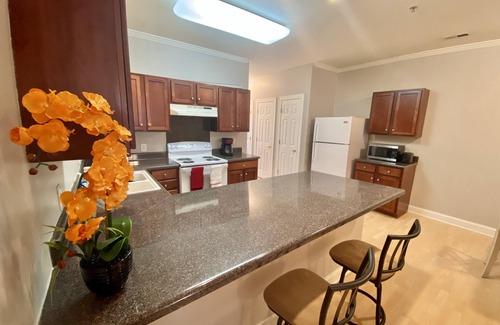 Cornelius Condo | Lake Norman Condo near Charlotte! Great Location steps from downtown Cornelius!