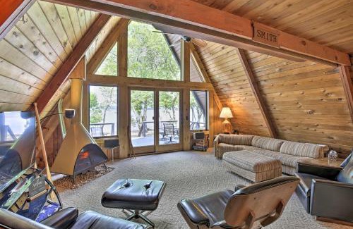 Stockholm House | Lake Pepin Cottage with Decks and Private Beach!
