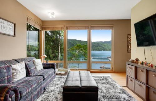 Port Angeles Apartment | Lake Sutherland Ski Condo