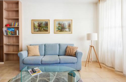 Sarnico Apartment | LAKE VIEW 20 - free wi-fi - just 50 meters from the lake