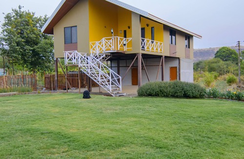 Nashik Villa | Lake View Holiday Villa Near Sula Vine Yard With 3 BdRms