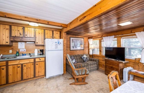 Inlet Cottage | Lake View Overlooking Beautiful 4th Lake Here at Stiefvater's Lakeside Cottages