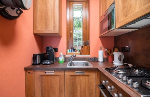 Cerro House | Lake view, pool, near the beach, pinball machine, darts, arcade