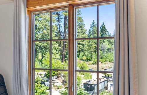 Tamarack Condo | Lake View | Remodeled Studio | Resort Amenities