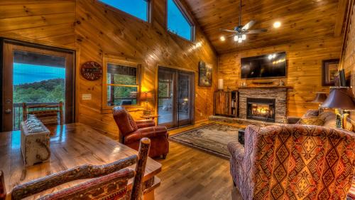 Blue Ridge House | Lake Vista Lodge