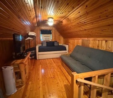 Morgan House | Lake Whitney Log Cabin