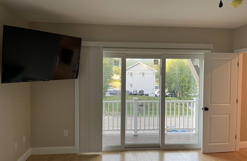 Moultonborough House | Lake Winnipesaukee Beautiful 5 Bedroom/6 Bath