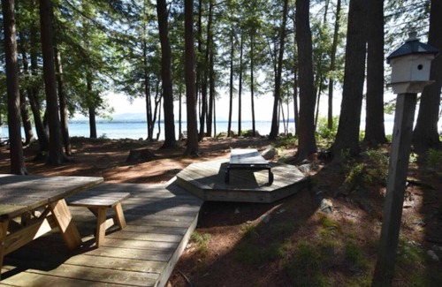 Meredith Apartment | Lake Winnipesaukee Island Cabin