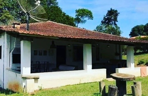 Piedade House | Lake with fish, stream with waterfall, swimming pool, orchard. Worth a look
