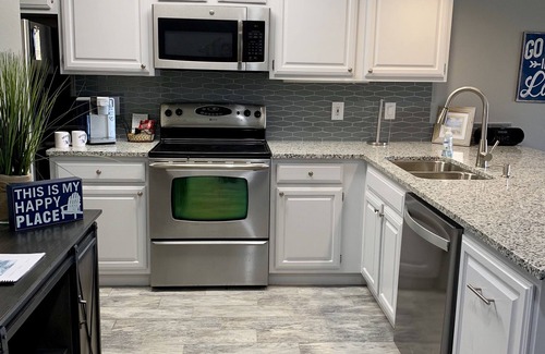 Horseshoe Bay Condo | Lakefront, 1st Floor, 2/1 Condo Lake LBJ, Horseshoe Bay