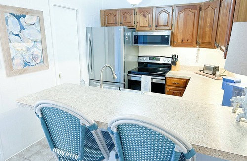 Selbyville House | LAKEFRONT 2 Bedroom townhome in Mallard Lakes-Minutes from beach!