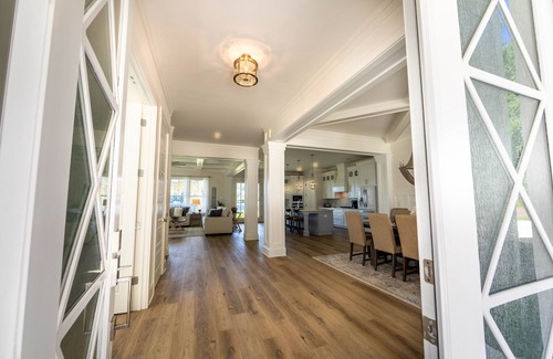 Lake Oconee House | Lakefront, 6 bedroom 5.5 bath with pool, game room and fire pit- sleeps 14