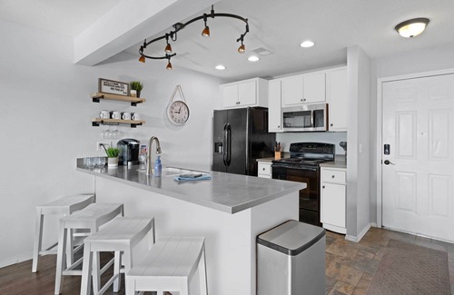 Kimberling City Condo | Lakefront, Balcony: Condo Near Silver Dollar City