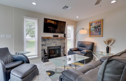 Belton House | Lakefront Belton Vacation Rental w/ Deck!