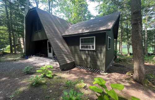 Mount Vernon Cabin | Lakefront Cabin - 20 minutes from Farmington