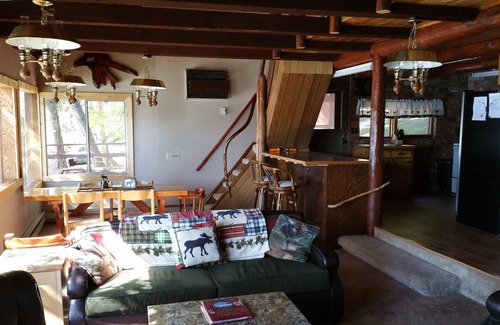 Coolin Cabin | Lakefront Cabin in Cavanaugh Bay of Beautiful Priest Lake